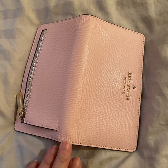 Kate Spade, Large slim bifold leather wallet. New with tags, chalk pink color. - Picture 9 of 10